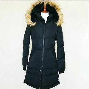 BEBE puffer Jacket!💕